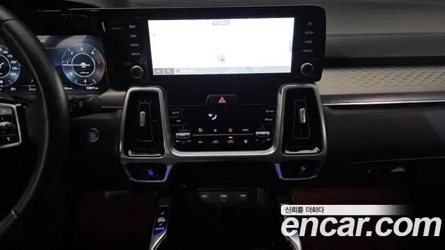 Kia Sorento — фото 14