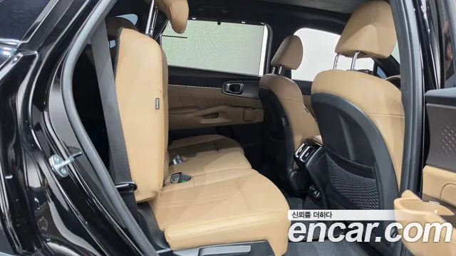 Kia Sorento — фото 11