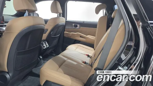 Kia Sorento — фото 27