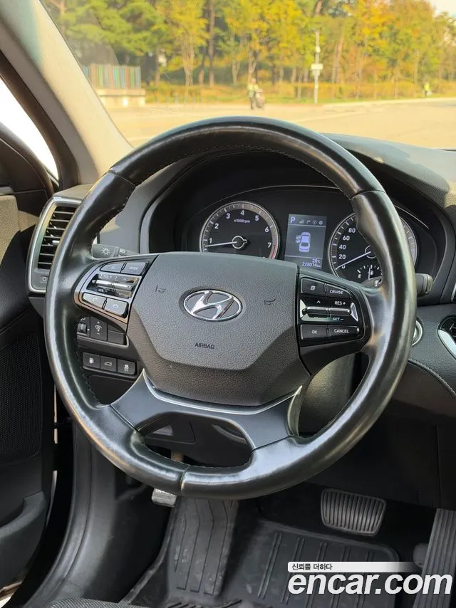 Hyundai Grandeur — фото 15