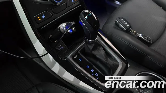 Hyundai Avante — фото 9