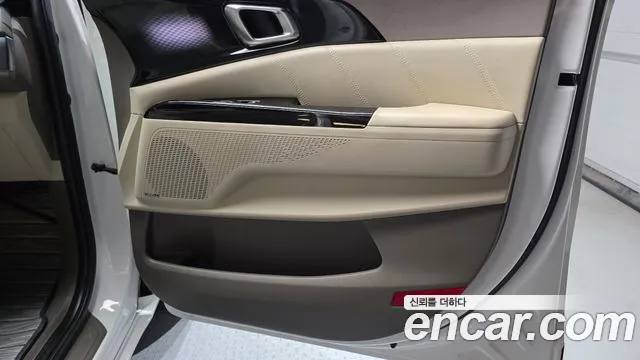 Kia Carnival — фото 25