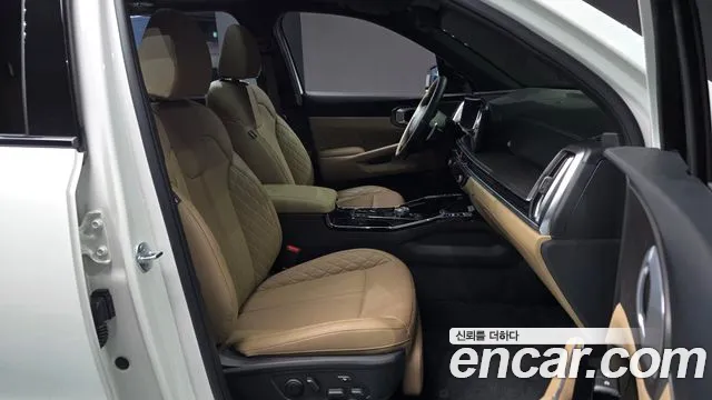 Kia Sorento — фото 12