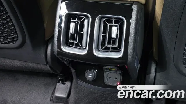 Kia Sorento — фото 32
