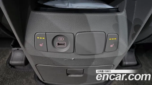 Kia Carnival — фото 30