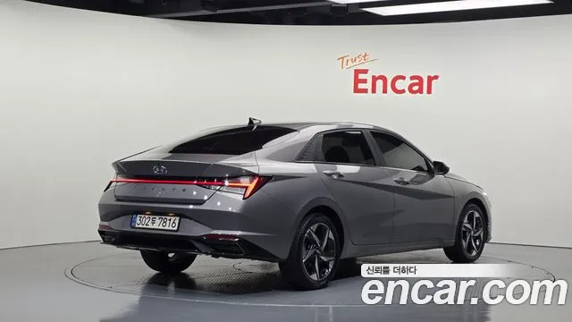 Hyundai Avante — фото 2