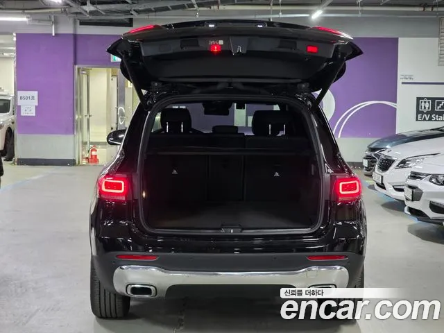 Mercedes-Benz GLB-Class — фото 18