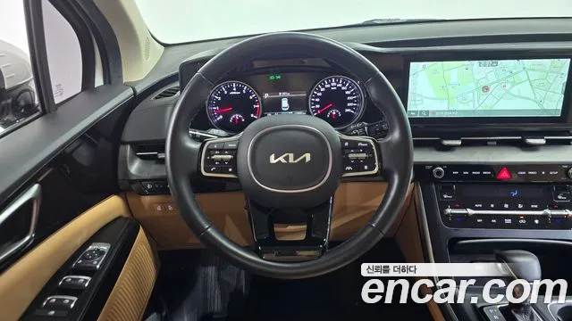 Kia Carnival — фото 13
