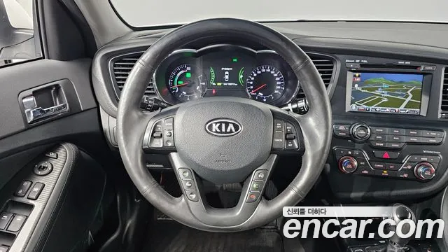 Kia K5 — фото 12