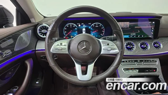 Mercedes-Benz CLS-Class — фото 11