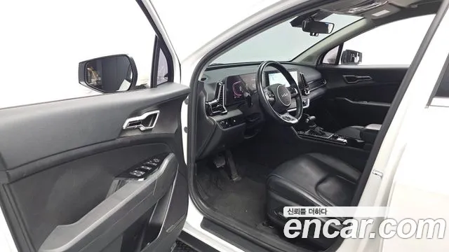 Kia Sportage — фото 9