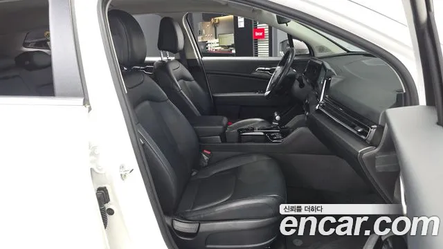 Kia Sportage — фото 10