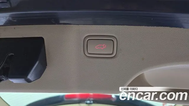 Kia Carnival — фото 18