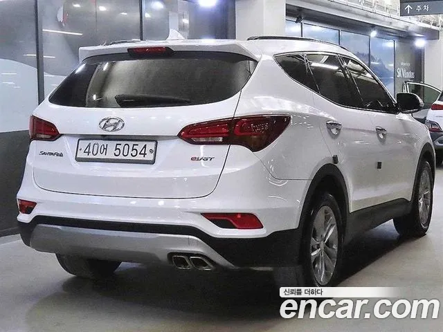 Hyundai Santa Fe — фото 4