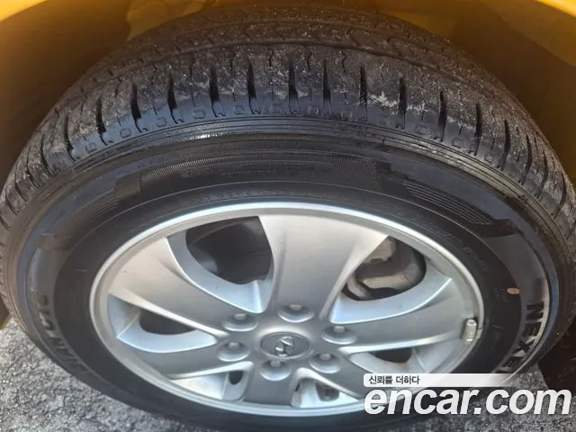 Hyundai Starex — фото 12