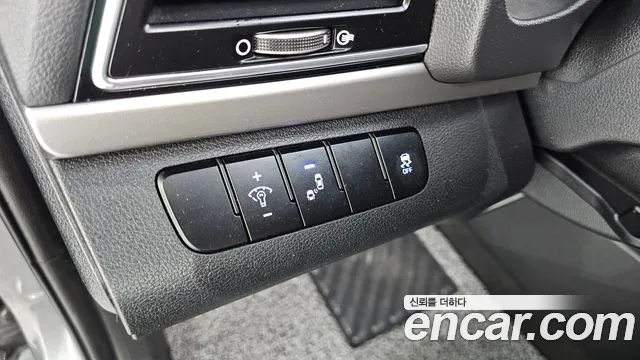 Hyundai Avante — фото 18