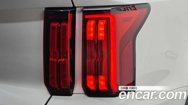 Kia Sorento — фото 23