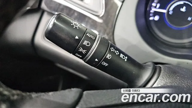 Hyundai Grandeur — фото 18