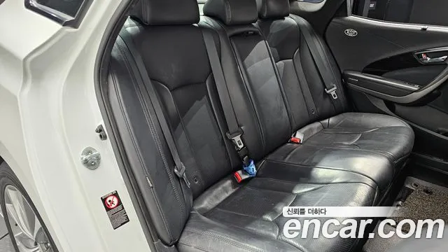 Hyundai Grandeur — фото 10