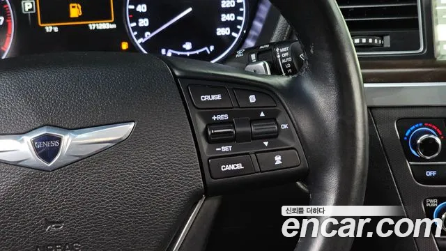 Hyundai Genesis — фото 16