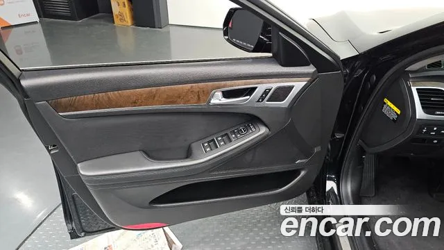 Hyundai Genesis — фото 24