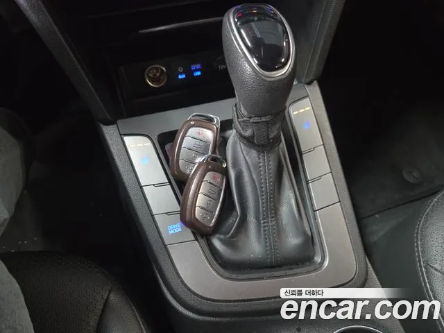 Hyundai Avante — фото 8