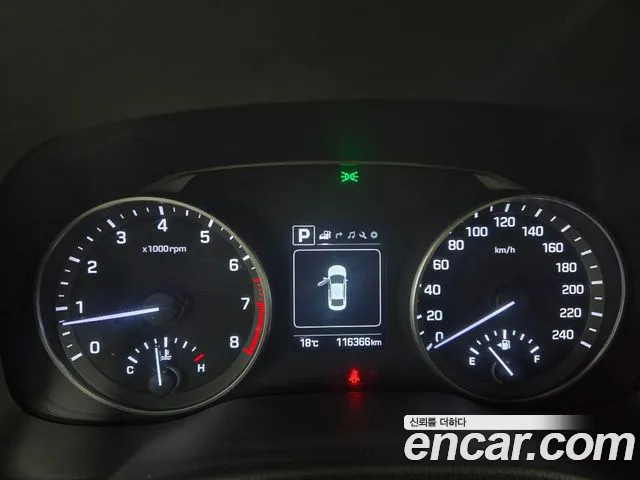 Hyundai Avante — фото 10