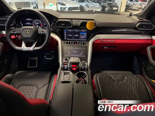 Lamborghini Urus — фото 19