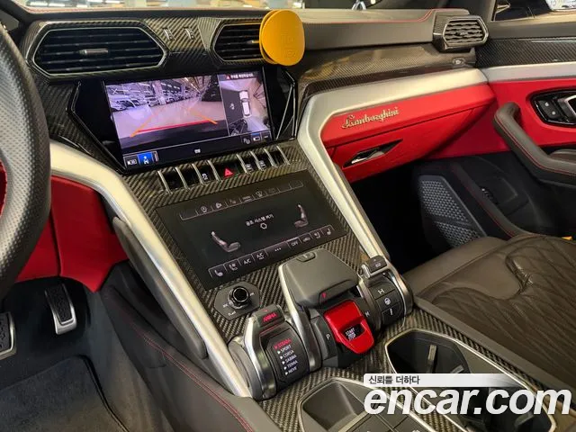 Lamborghini Urus — фото 8