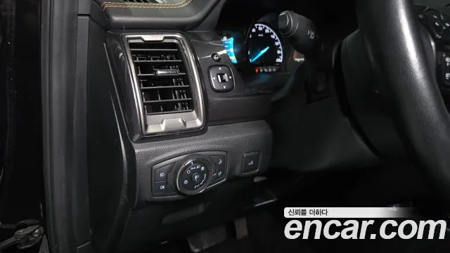 Ford Ranger — фото 19