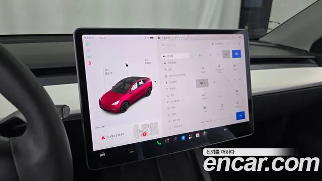 Tesla Model Y — фото 17