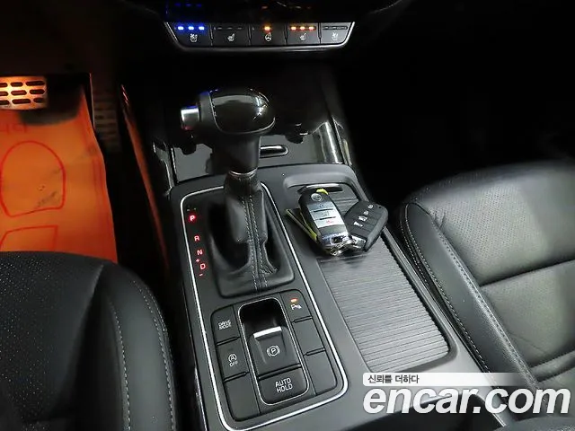 Kia Sorento — фото 11