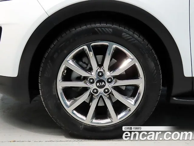 Kia Sorento — фото 20