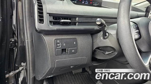 Hyundai Staria — фото 18