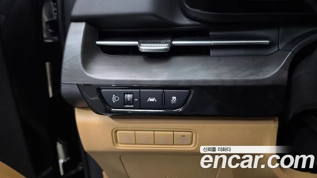 Kia Carnival — фото 16