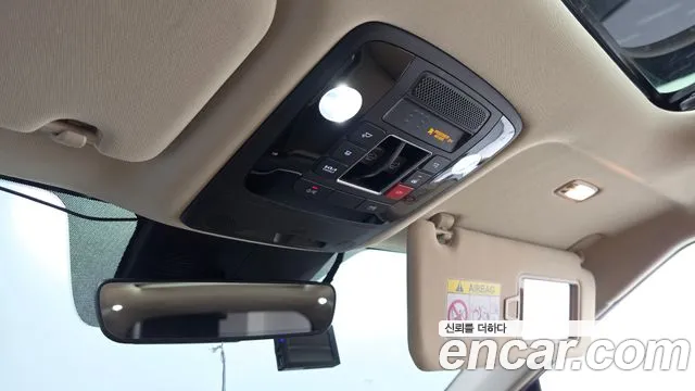 Kia Carnival — фото 31