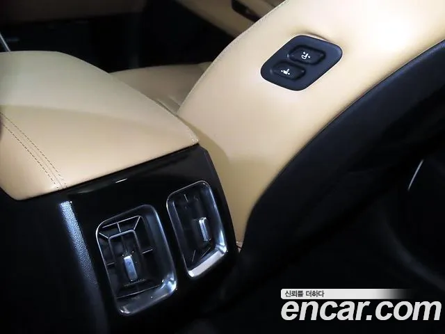 Kia Sorento — фото 14