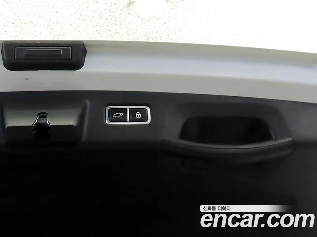 Kia Sorento — фото 16