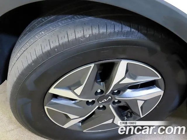 Kia Sorento — фото 20