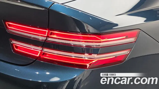 Genesis G80 — фото 23