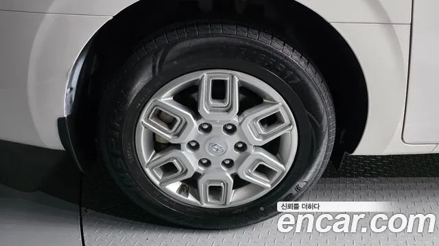 Hyundai Staria — фото 4