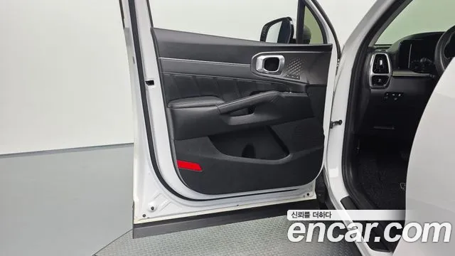Kia Sorento — фото 24