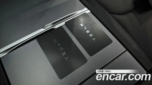 Tesla Model 3 — фото 16