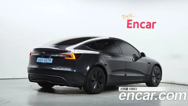 Tesla Model 3 — фото 2