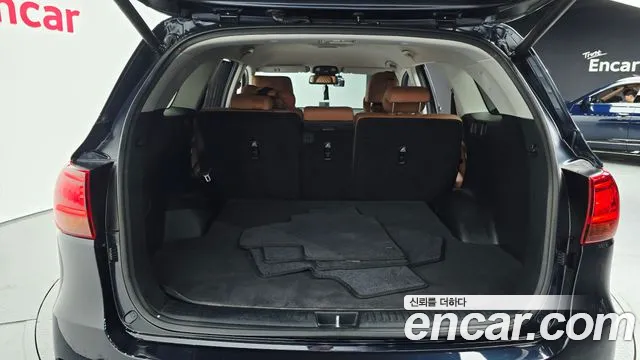 Kia Sorento — фото 20