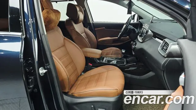 Kia Sorento — фото 26