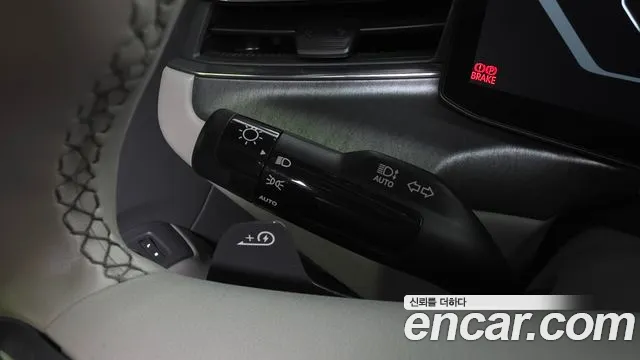 Kia EV9 — фото 28