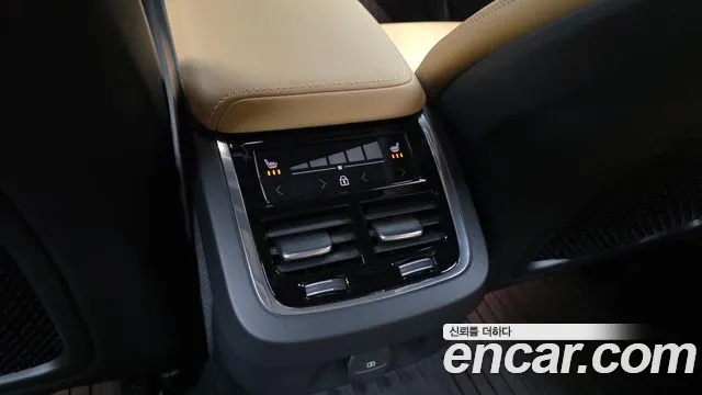 Volvo S60 — фото 18