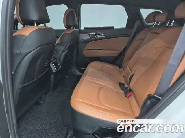 Kia Sportage — фото 12