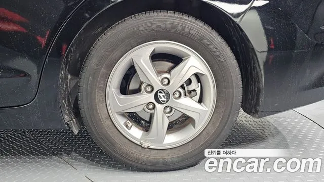 Hyundai Avante — фото 21